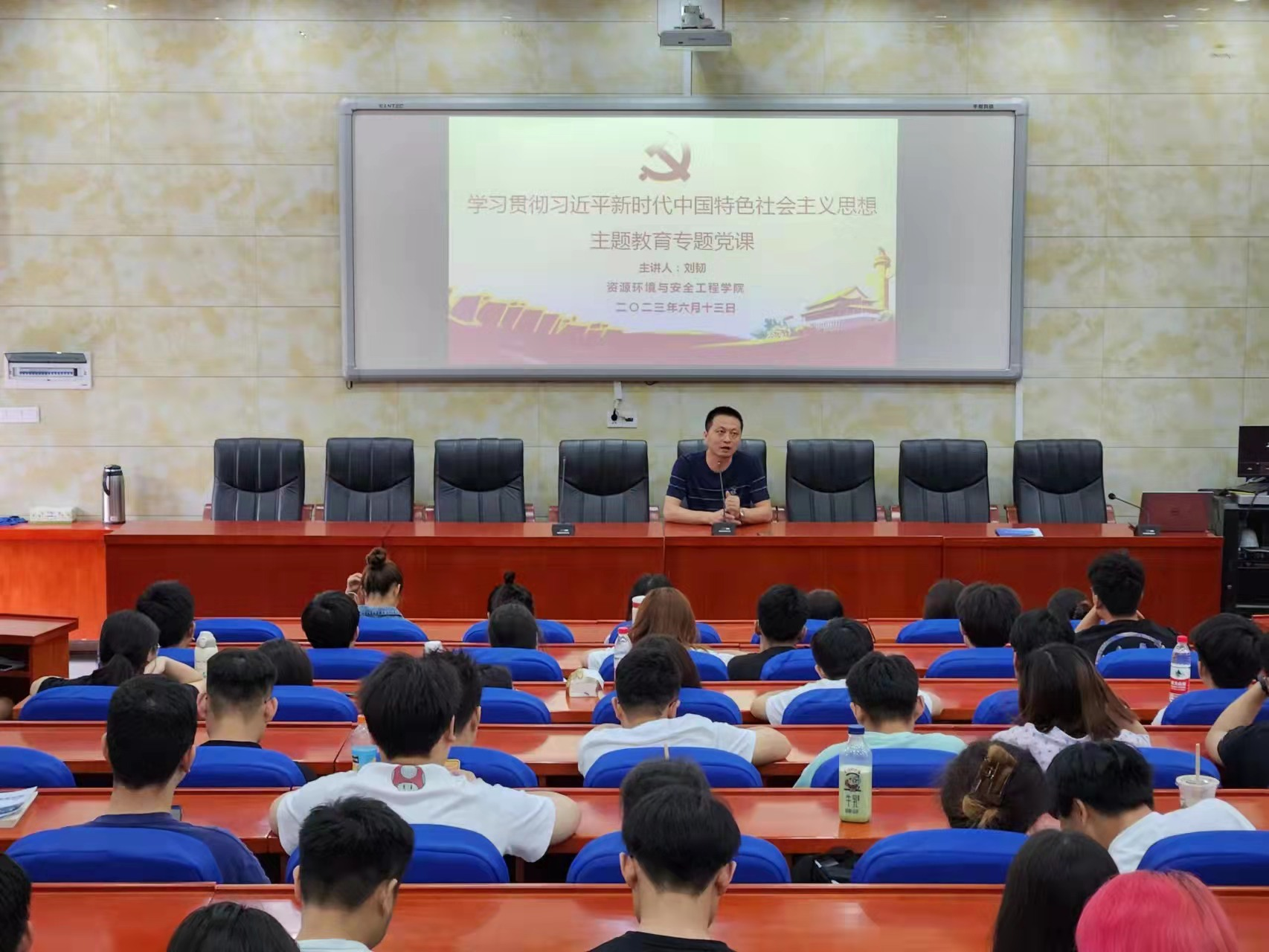 2a11195b157e453fa2be3d5ef8274f90.png 图片1.png