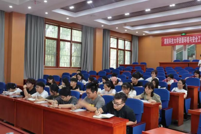 cdc5c2ef538d464c889f58e8f7adeaf3.png 图片2.png