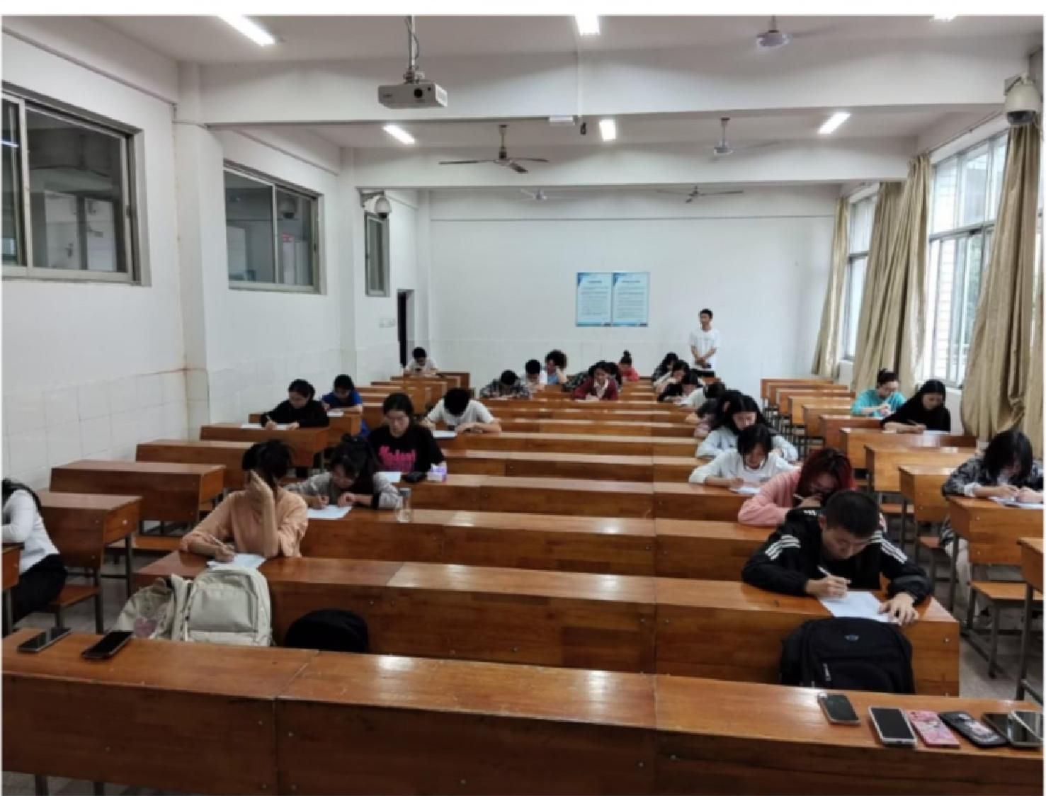 20136772eeb342d48d11de63327e372f.png 图片11.png