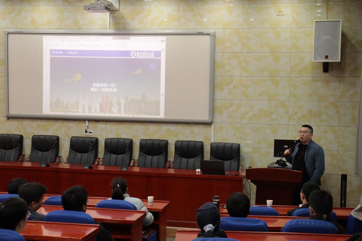 1f755b522060402caf3dea87e741576a.jpg 999.jpg