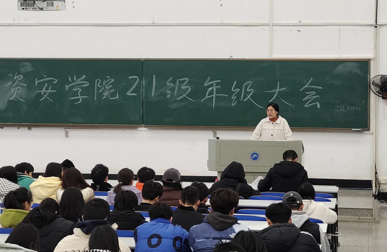 c151b2c2902e4b58b518655f9e0cbec4.jpg 000.jpg