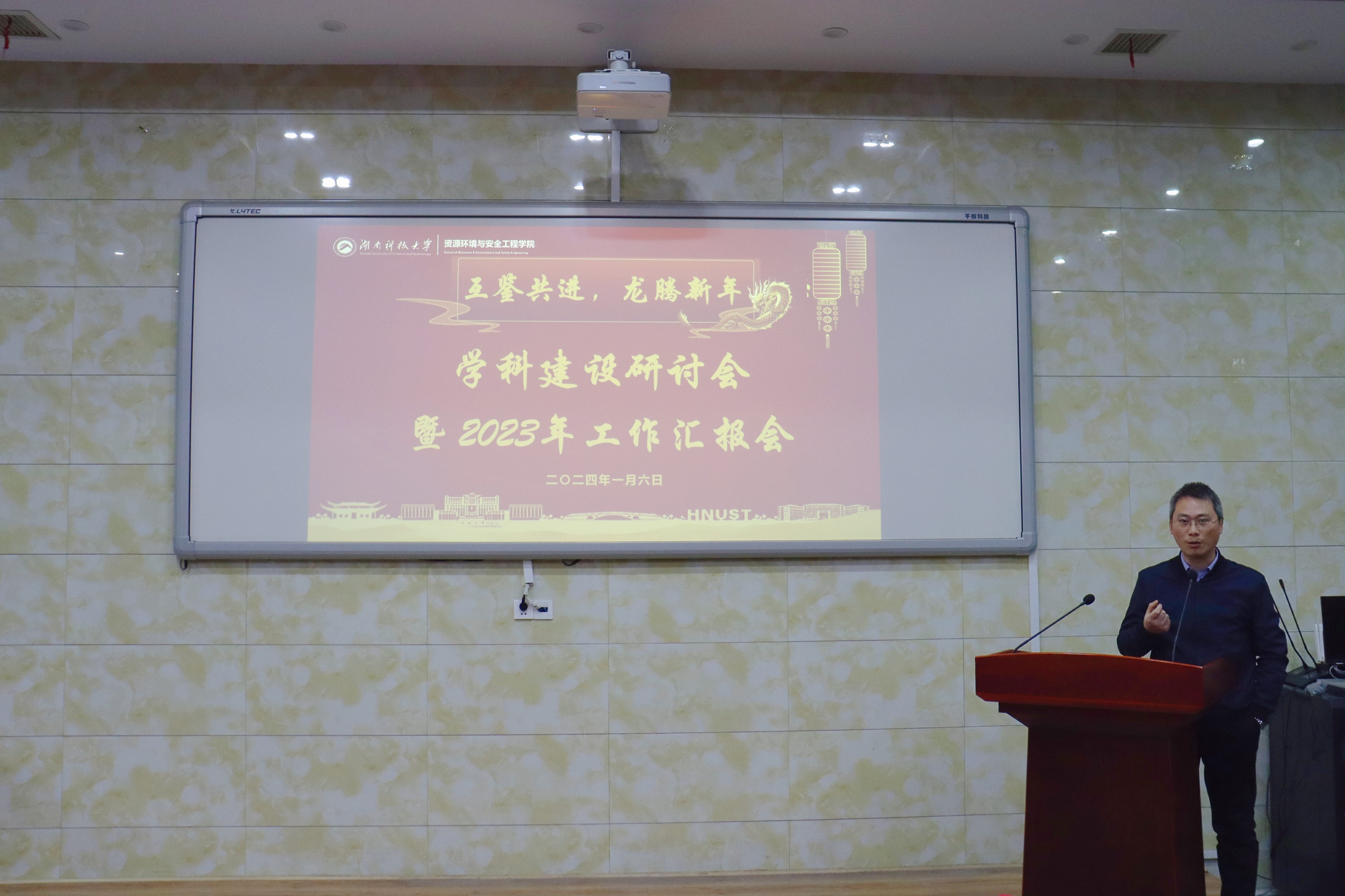 21ec229845a04f2f875a53aead383eec.jpg 777.jpg