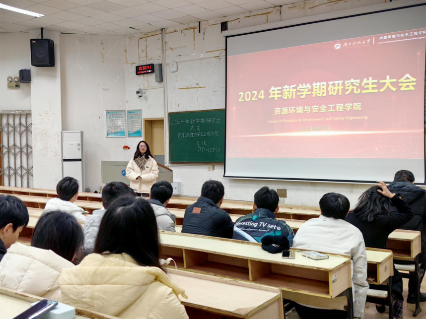 0eec4e1cecfc4d65a86f54973d3c4a3b.png 图片 1.png