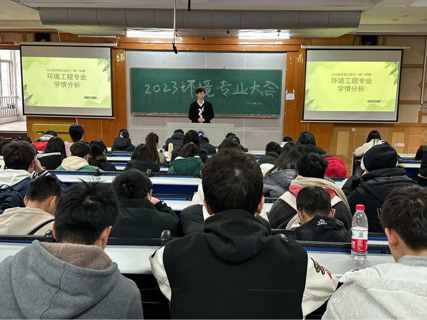 88e45ea88d134fc4b3d4597c0772edb1.png 图片 1.png