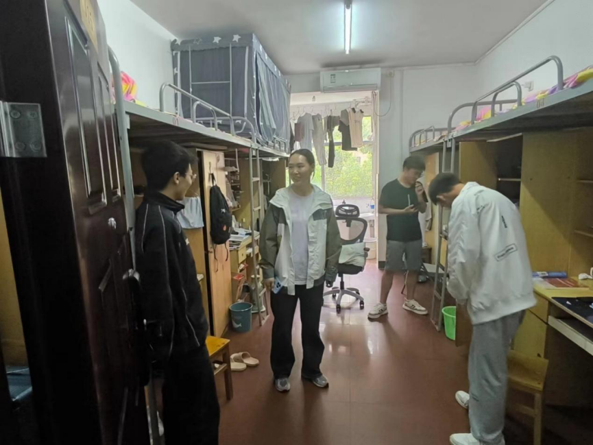 ff9696e2f4dd4019a15402e58b90fe55.png 图片 1.png