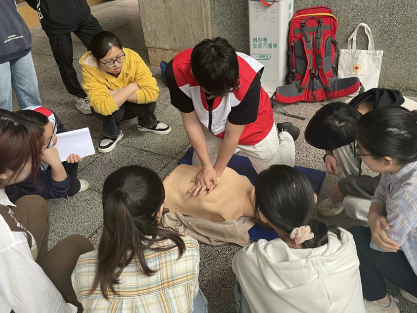 6ef20be780e347a399a97c277b2f9b95.png 图片 2_4.png