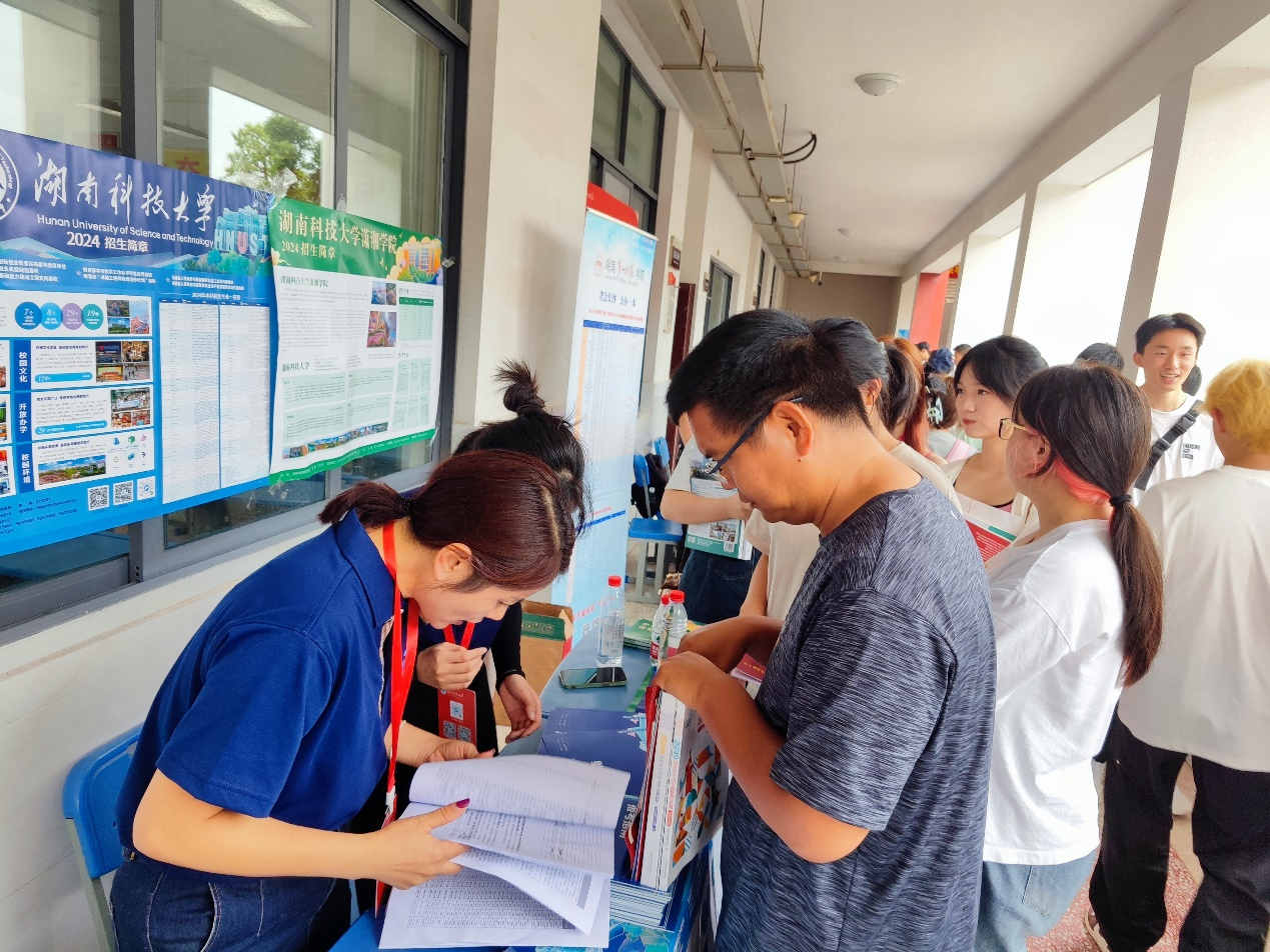 ebecb05b76504378a99bc118ebdad586.png 图片3.png