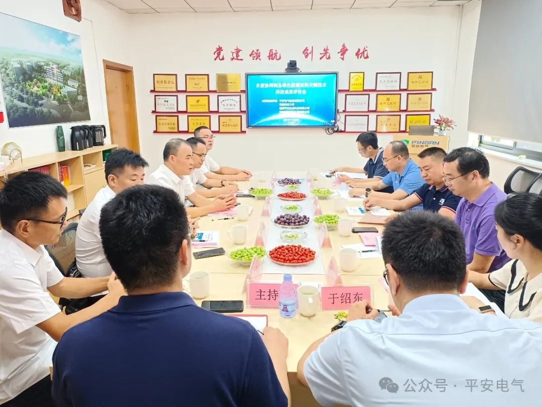 8e238f38fb244a41b7c3625bf56062bf.jpg 640.jpg