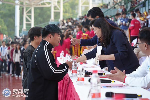 9971adc7850649eabb5bd0296303379b.jpg 郑瀚-6.jpg