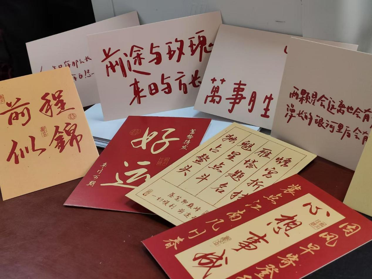 332519e06a4f4ebf8d27f9cab8168e9f.png 332519e06a4f4ebf8d27f9cab8168e9f.png