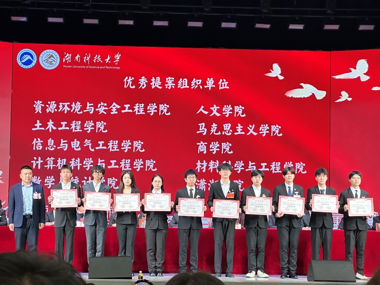 ede8359a534641af825e66d978035349.jpg ede8359a534641af825e66d978035349.jpg