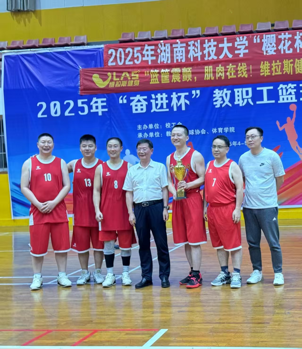 44552b3b48b944c99ead3ae8efd7664b.jpg 44552b3b48b944c99ead3ae8efd7664b.jpg