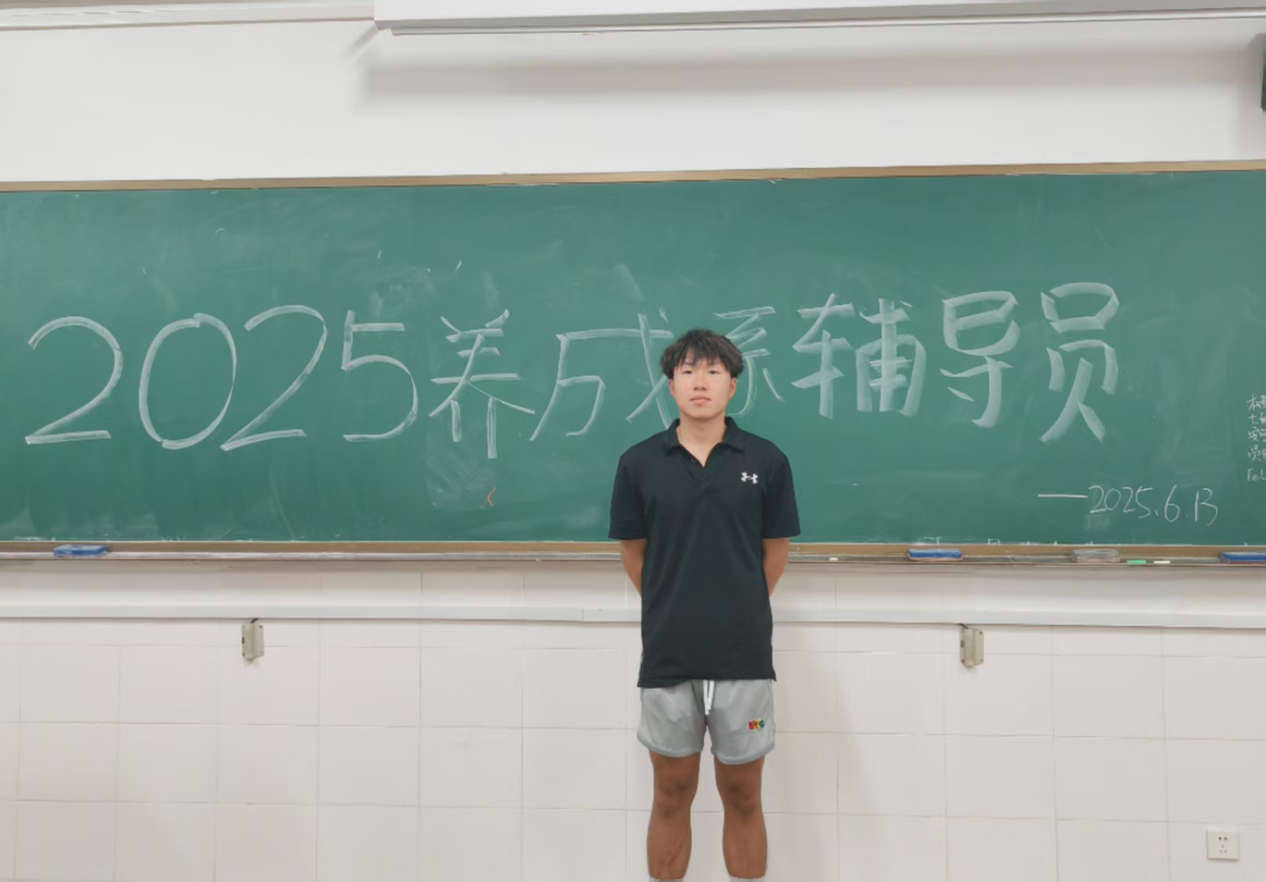 da8a96fe41074da5bb24214007d41339.jpg da8a96fe41074da5bb24214007d41339.jpg