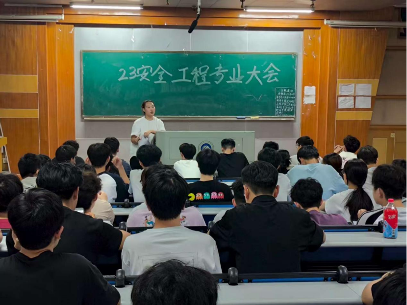 0db0e88861bd4a67a5b147a5687dd4e4.png 0db0e88861bd4a67a5b147a5687dd4e4.png